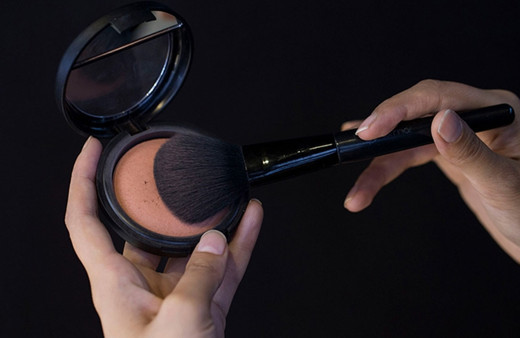 Ünlü kozmetik firması binlerce çalışanını işten çıkaracak!