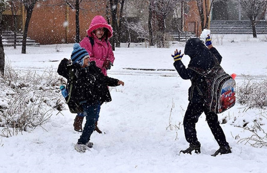 Valilik kararı duyurdu! Taşımalı eğitime kar engeldi