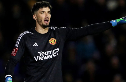 Altay Bayındır bombası! Süper Lig'e dönüyor!