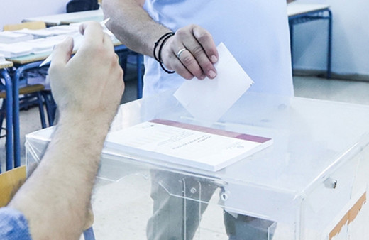 Yunanistan'da üçüncü tur seçimde de cumhurbaşkanı belirlenemedi