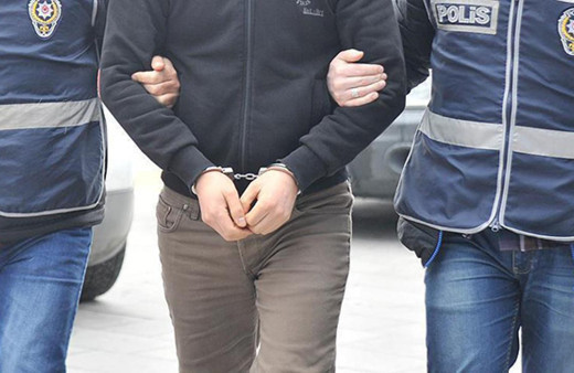 Denizli’de bir yolcunun midesinden torba torba uyuşturucu çıktı