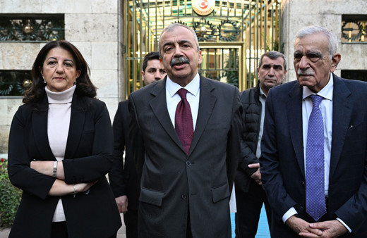 DEM Parti’nin Öcalan açıklamasına Kandil’den tepki geldi! Bu iş bitmez