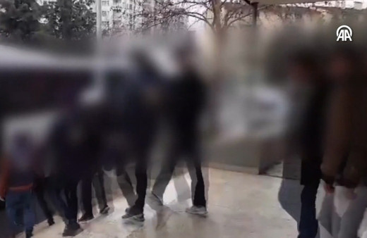 Diyarbakır merkezli operasyon! Gözaltına alınan 18 kişiden 10'u tutuklandı