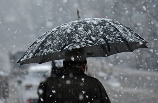 İstanbul'da kar yağışı devam edecek! AKOM gün verip uyardı