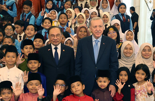 Malezya Cumhurbaşkanı'ndan 'İrem Derici' şarkısıyla Erdoğan paylaşımı