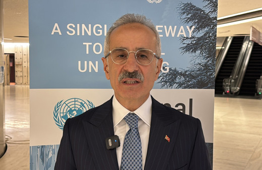 Bakan Uraloğlu, Gazzelilerin yurtlarından edilerek bir çözüm üretilemeyeceğini söyledi