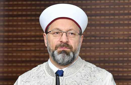 Diyanet İşleri Başkanı Erbaş'tan Berat Kandili mesajı: "Yeni bir başlangıç yapmak için son derece değerli bir fırsat"