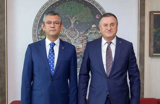 Lütfü Savaş CHP'nin 'şaibeli' kurultayı için dava açtı