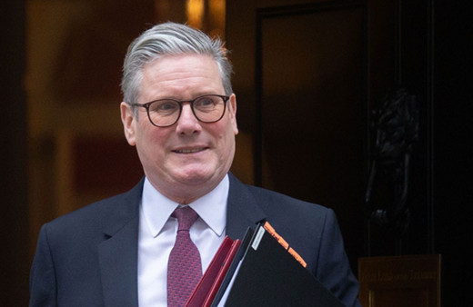 İngiltere Başbakanı Starmer'dan Ukrayna'da kalıcı barış için ABD şartı