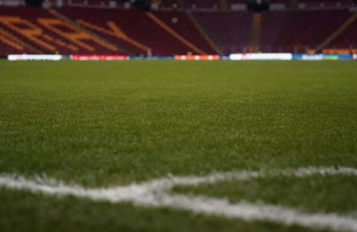 Galatasaray - AZ Alkmaar maçı öncesi zeminin durumu görüntülendi