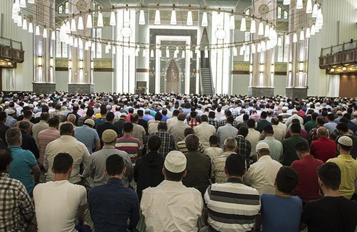 Cuma hutbesinde sihir ve büyü konuları işlendi