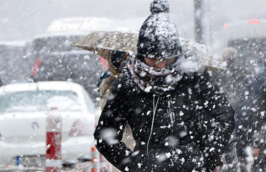 İstanbul'da kar yağışı ne kadar sürecek? İBB'den yeni açıklama geldi