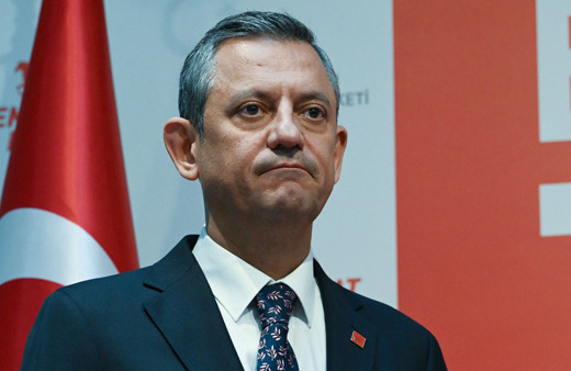 Özgür Özel'den Ekrem İmamoğlu'na 'sahte diploma' soruşturmasına tepki