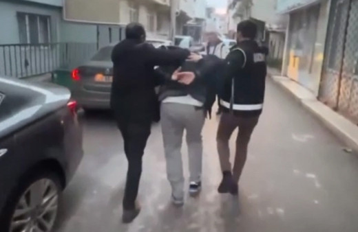 Bakan Yerlikaya duyurdu! 8 organize suç örgütüne operasyon: 74 şüpheli yakalandı