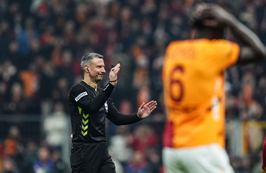 Derbi maçının tartışılan pozisyonları Ahmet Çakar hakem Slavko Vincic'in kararları için ne dedi?