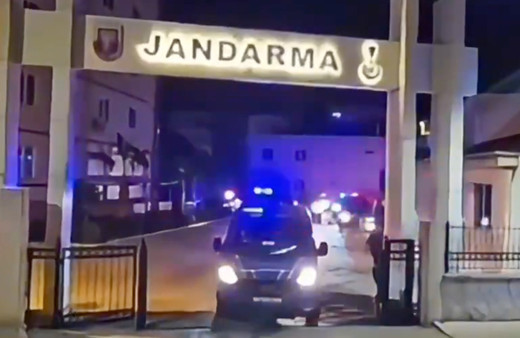 Bakan Yerlikaya duyurdu:  8 suç örgütüne yönelik operasyonlarda 48 kişi tutuklandı