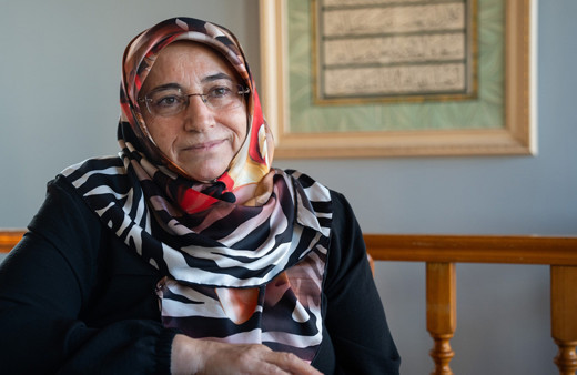 Gülten öğretmen, 28 Şubat sürecinde yaşadığı mağduriyeti unutamıyor