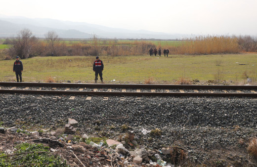 Kapısının önünde oyun oynuyordu! Denizli'de kaybolan 4 yaşındaki Nazlı ölü bulundu