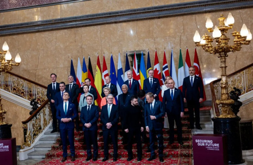 Londra'daki Ukrayna zirvesinde barış vurgusu