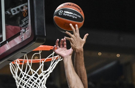 Anadolu Efes-Maccabi Playtika maçı Letonya'da oynanacak