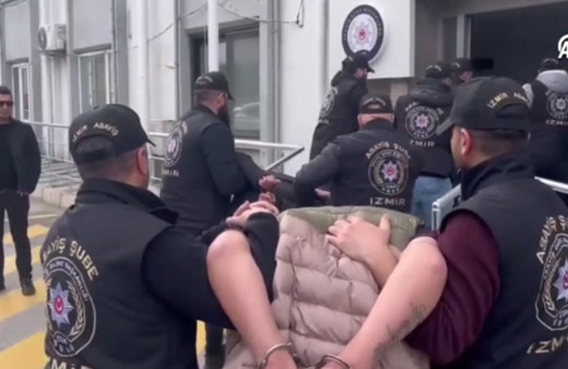 İzmir'de kocasını kızının nişanlısına öldürttüğü iddia edilen kadın ile 3 şüpheli tutuklandı