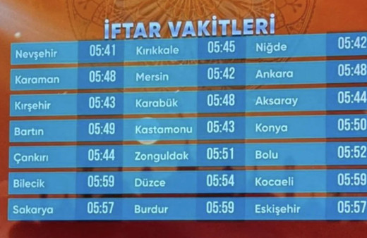 Halk TV sahur ve iftar vakitlerini karıştırdı
