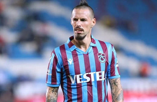 Marek Hamsik futbola geri döndü! Yeni takımı herkesi şaşırttı
