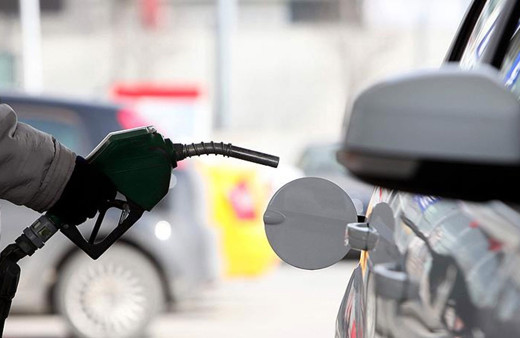 Akaryakıt fiyatlarına dev indirim geliyor! Benzin ve motorinin litresi ne kadar?