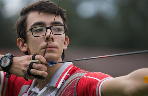 Milli okçu Mete Gazoz, Dünya Salon Serisi Finalleri'nde gümüş madalya aldı