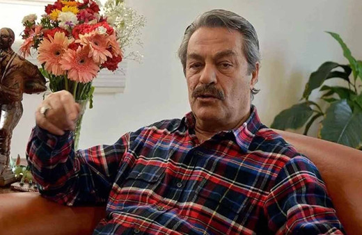 Kadir İnanır'dan yeni fotoğraf! Usta sanatçının son haline bakın