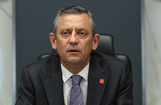 Özgür Özel'den PKK'nın fesih kararına ilişkin ilk açıklama