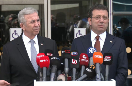 Ekrem İmamoğlu ile Mansur Yavaş görüştü! Görüşme sonrası 'birlikteyiz' mesajı