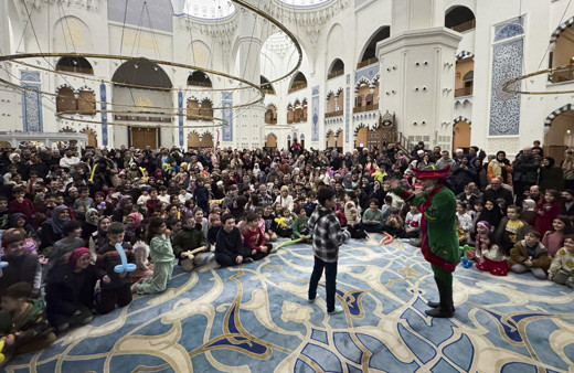 Büyük Çamlıca Camisi'nde çocuk şenliği düzenlendi
