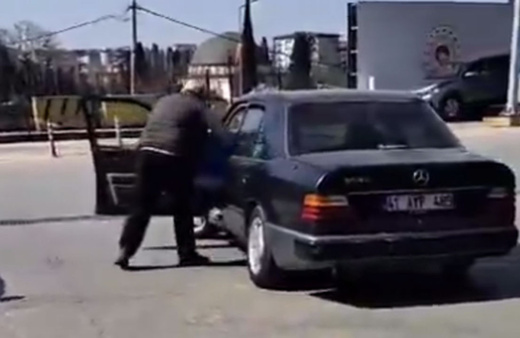 Tuzla'da aracı muayeneden geçemeyince ateşe verdi o anlar görüntünlendi