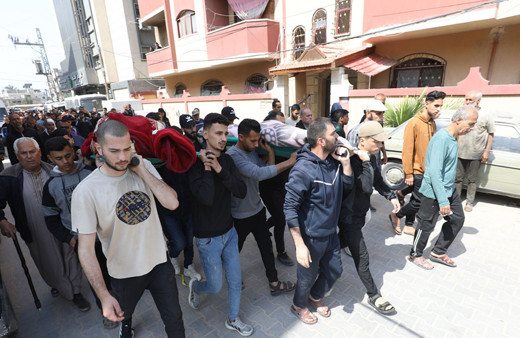 Gazze'deki Sağlık Bakanlığı: İsrail'in saldırılarında 404 kişi öldü