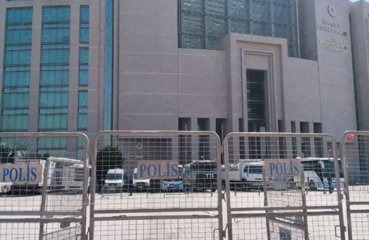 Çağlayan Adliyesi'ne çıkan yollar yarın sabaha kadar kapatıldı