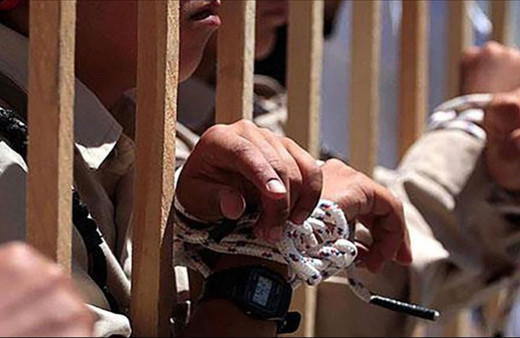 İsrail, hapishanelerdeki Filistinli tutuklular arasında uyuz hastalığını kasten yayıyor