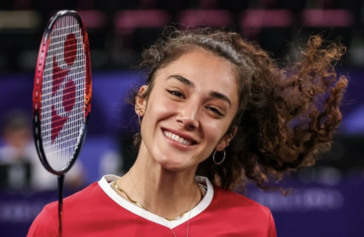 Milli badmintoncu Neslihan Arın, Polonya'daki turnuvada şampiyon oldu