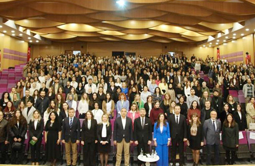 Doğa Koleji ve İstanbul Bilgi Üniversitesinden 'Yeni Nesil Öğretmenlik Zirvesi'