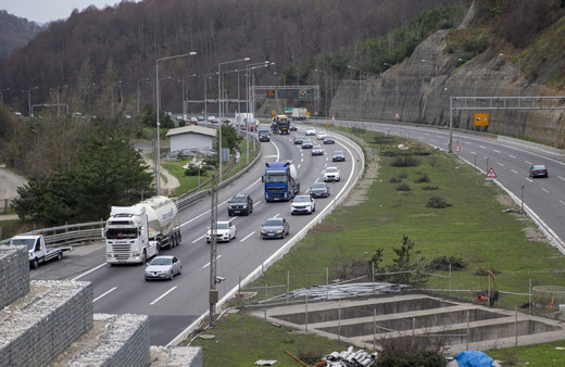 Ramazan Bayramı tatili başladı yollar hareketlendi