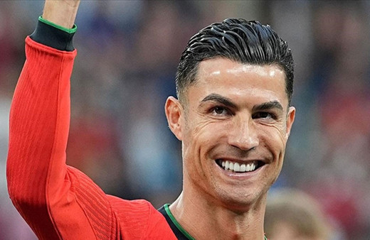 Dünyaca ünlü futbolculardan Ramazan Bayramı mesajları