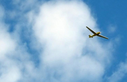 Evin üzerine uçak düştü! Hepsi hayatını kaybetti