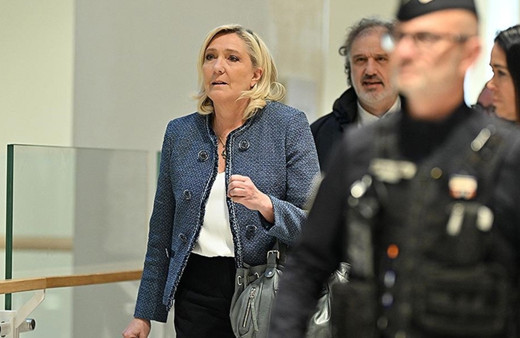 Fransa'da Le Pen, yolsuzluktan suçlu bulundu! Cumhurbaşkanı adaylığı tehlikede