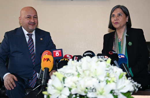 MHP ve AK Parti heyetlerinden DEM Parti'ye bayram ziyareti