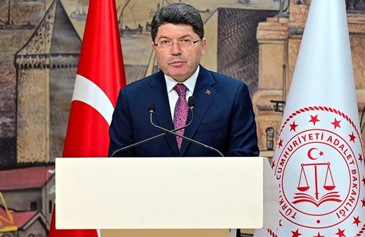 Bakan Tunç 'cezaevinde işkence' iddialarını yalanladı