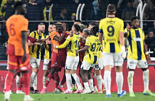 Eski hakem Deniz Çoban derbideki o pozisyon için konuştu: Penaltı verilse daha doğru olurdu