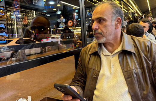 55 yıldır Türkiye'deki annesini arıyor her geldiğinde izini sürüyor