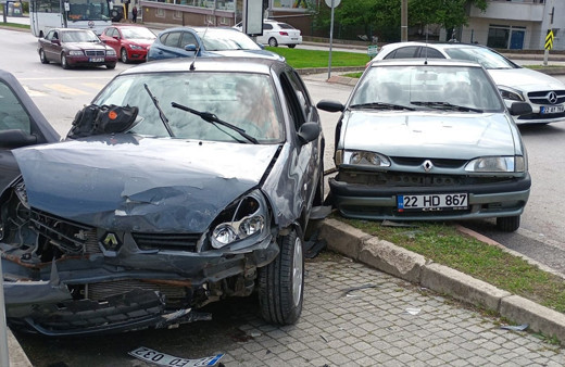 Bayram tatilindeki trafik kazalarında 7 günde 62 kişi hayatını kaybetti