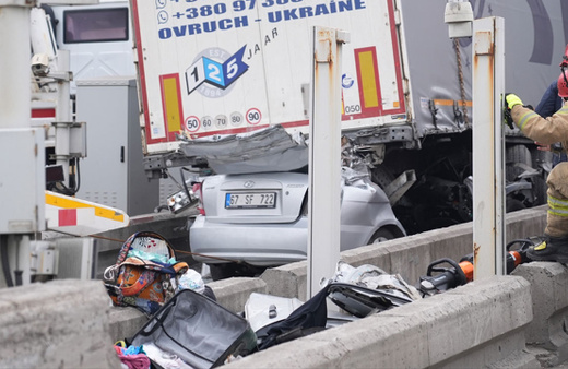 Kuzey Marmara Otoyolu'ndaki feci kazanın görüntüsü!