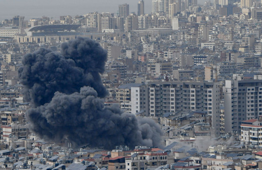 İsrail Gazze'de gazetecilerin çadırını vurdu